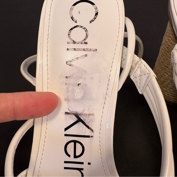 Calvin Klein Sizzle Strappy Chunky Heel Sandals Wmn’s Sz 9 - Picture 8 of 8